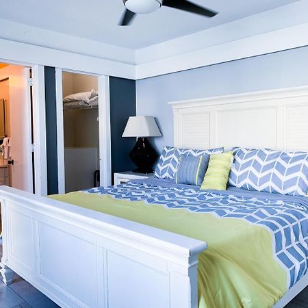 Coral Tides Resort 폼파노 비치 외부 사진