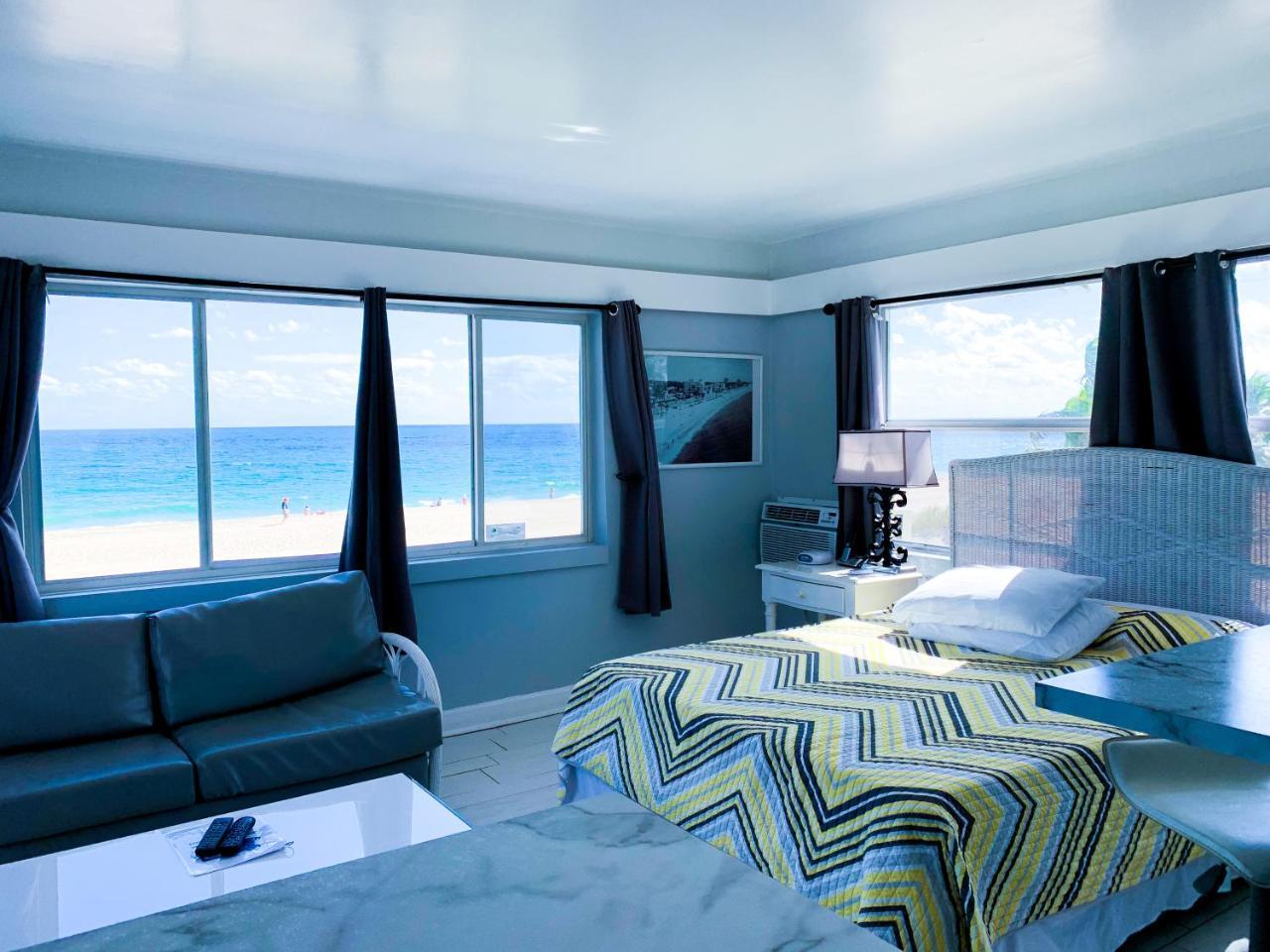 Coral Tides Resort 폼파노 비치 외부 사진