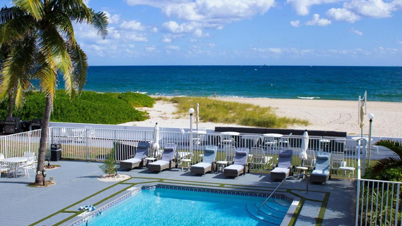 Coral Tides Resort 폼파노 비치 외부 사진