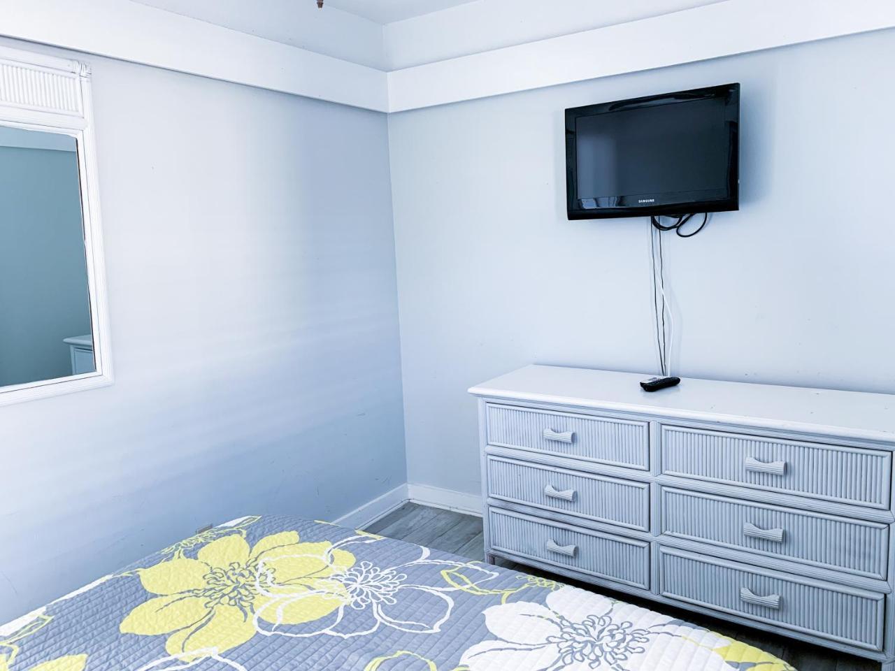 Coral Tides Resort 폼파노 비치 외부 사진