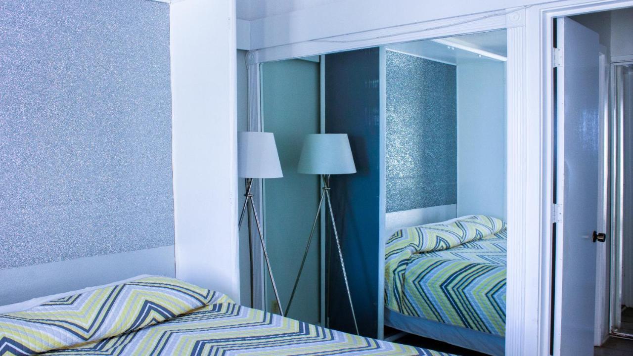 Coral Tides Resort 폼파노 비치 외부 사진